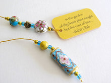 Load image into Gallery viewer, Indian Rose Beaded Bookmark